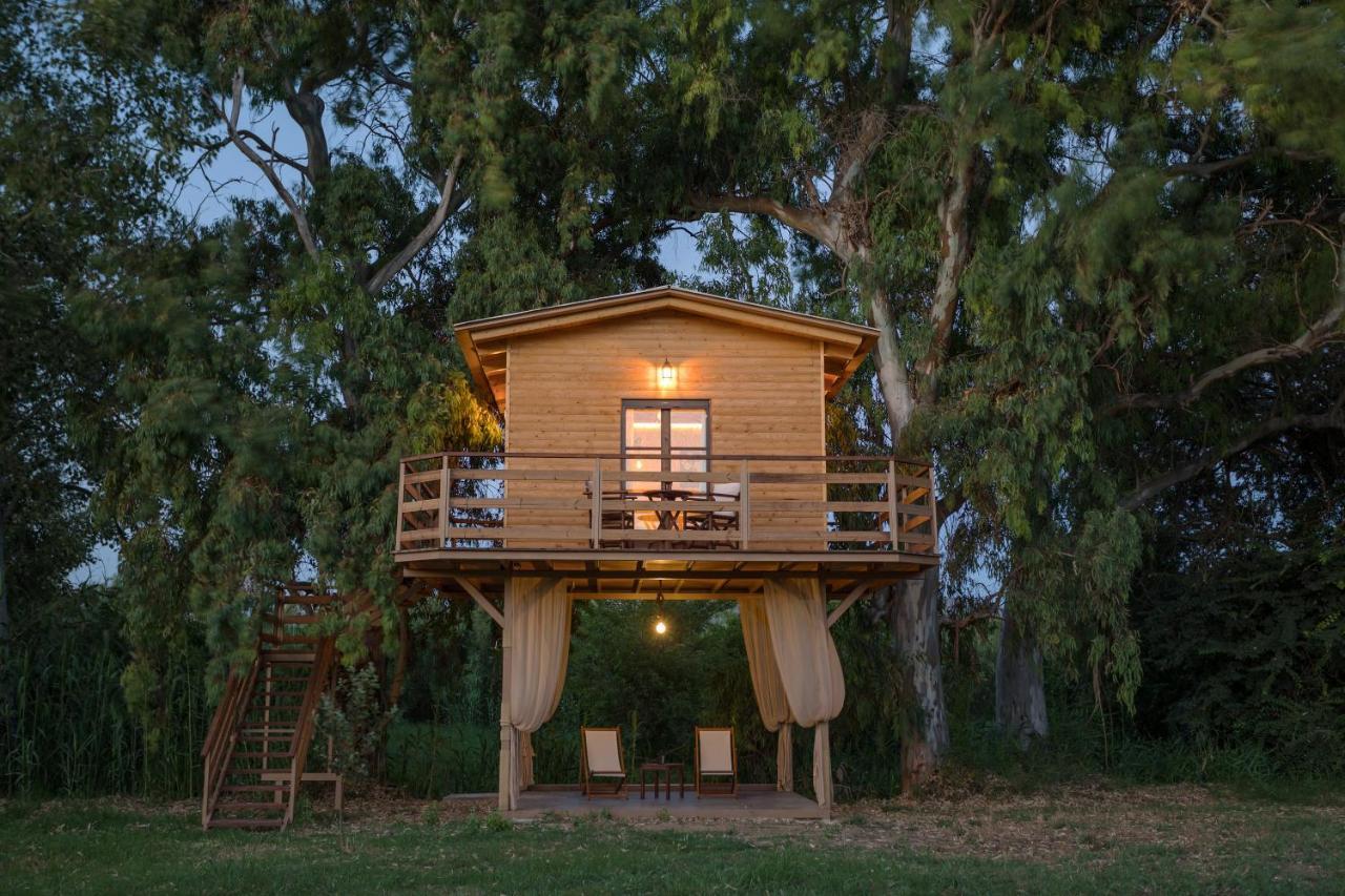 River Treehouse 라가나스 외부 사진